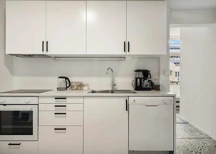 One Of A Kind In Bergen I 7 Bedrooms I 15 Guests!