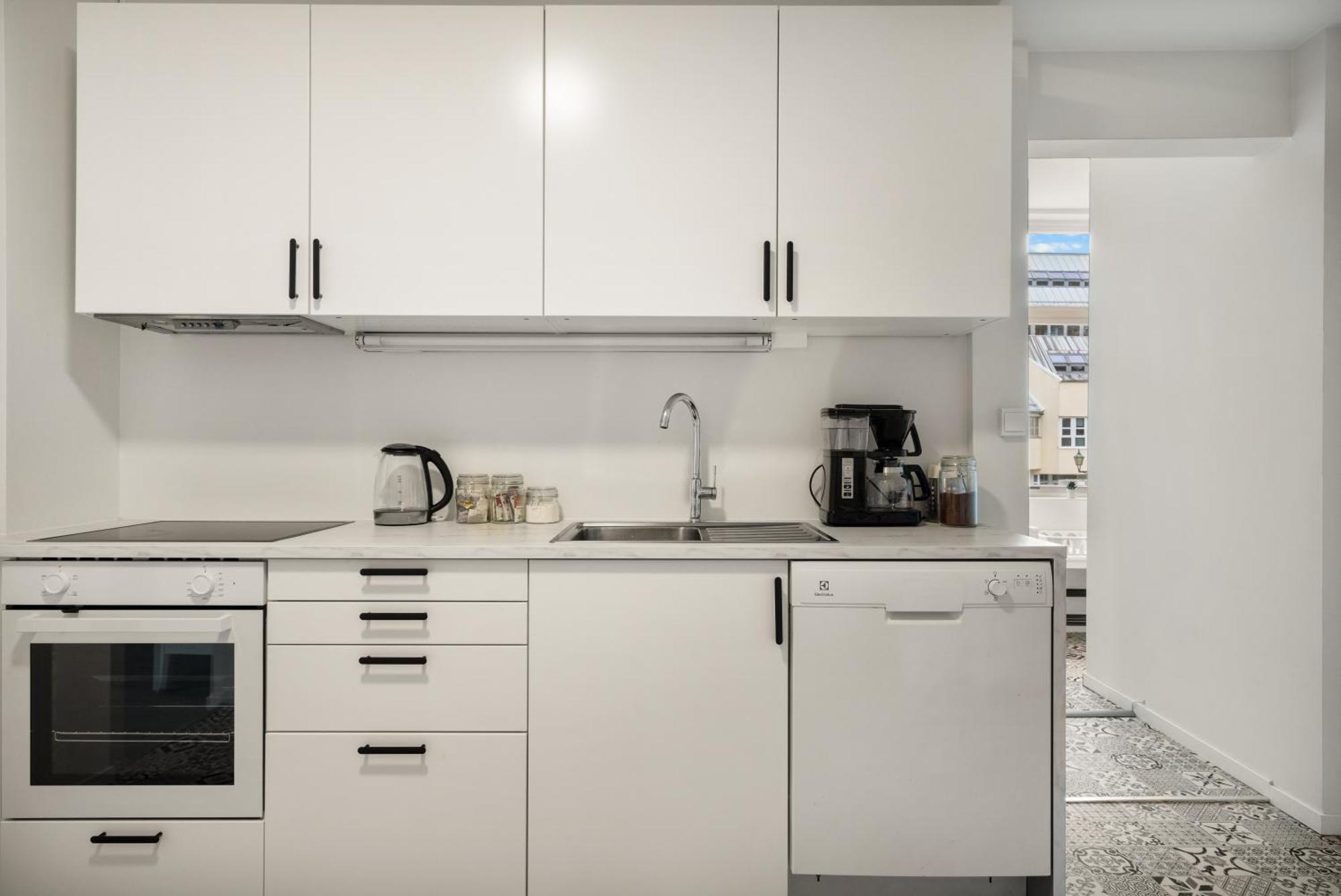 One Of A Kind In I 7 Bedrooms I 15 Guests! Apartment